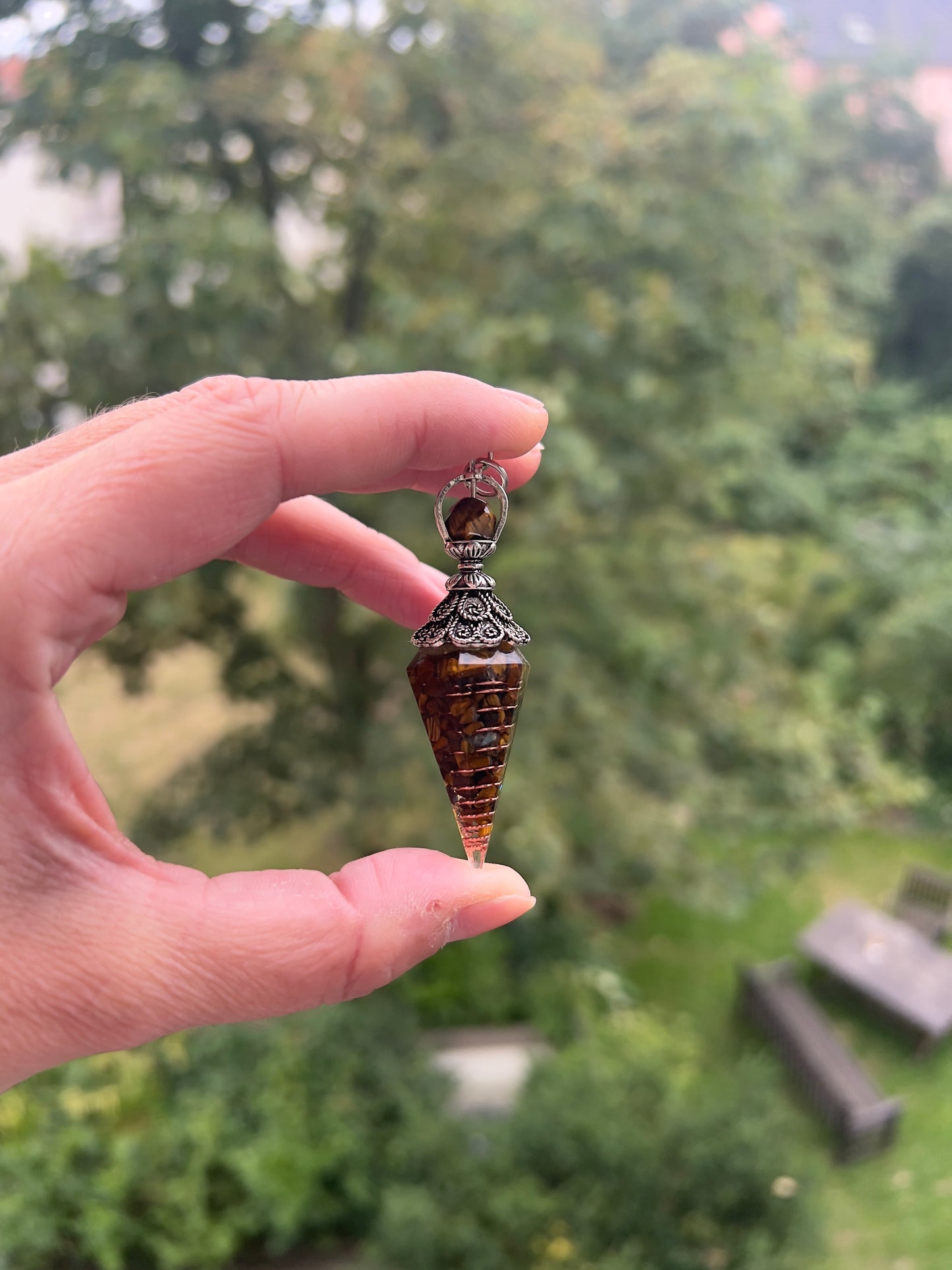 Tigerauge Pendel mit ein gefasster Perle & Kette - Fokus & innere Stärke ( 14 g ohne Kette )