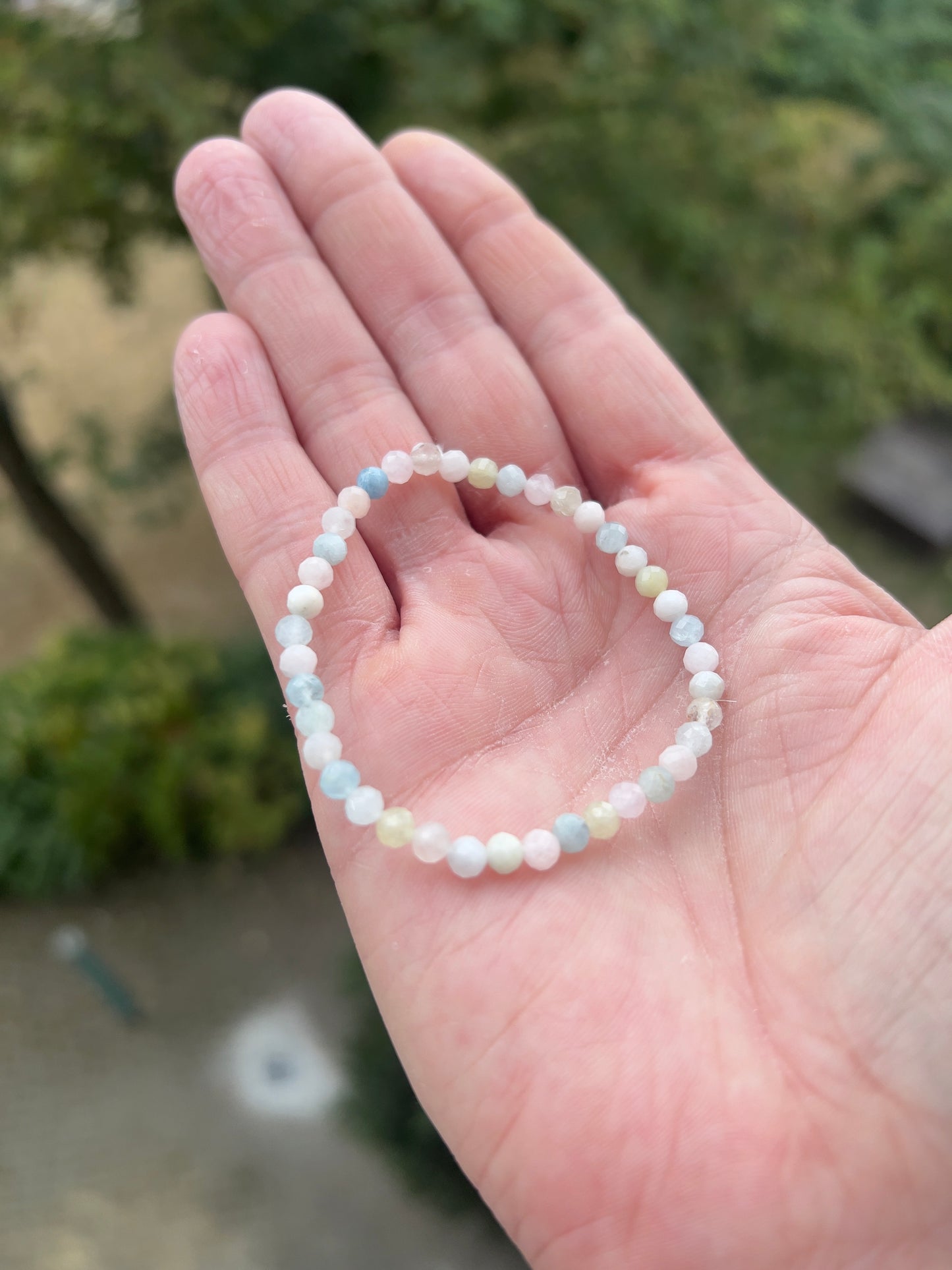 Zartes Morganit-Armband | Facettierte 4 mm Edelsteinperlen – Liebe & Harmonie