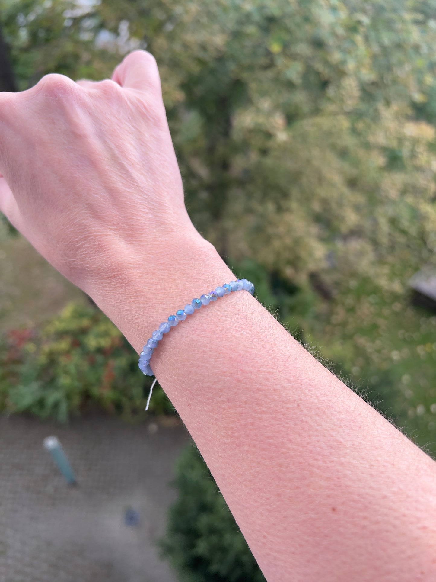 💎 Klarheit & Eleganz – Armband aus blauem österreichischem Kristall (facettiert 4 mm)