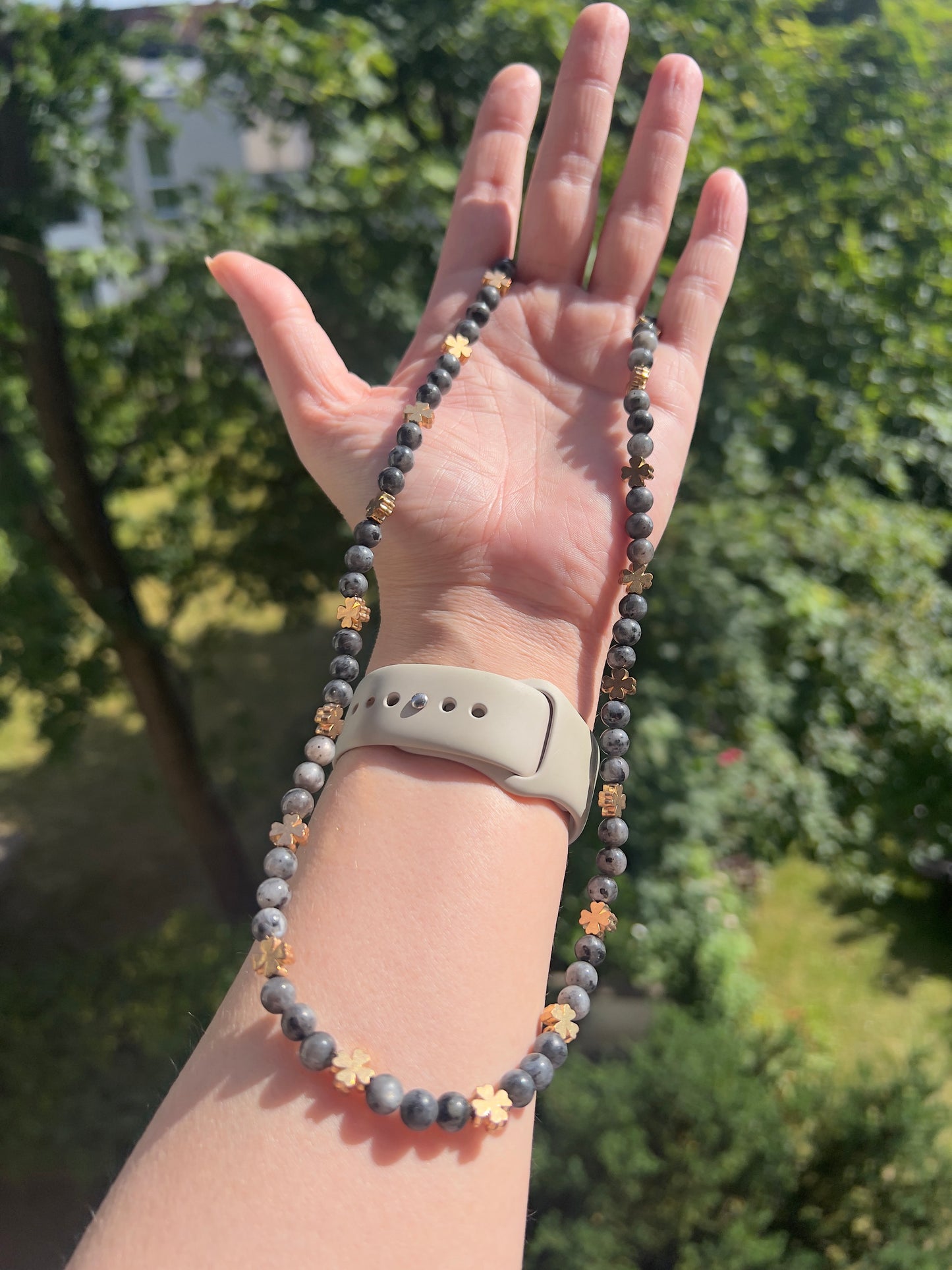 Schwarzer Labradorit - Kette 6mm- Intuition, Schutz & Glück