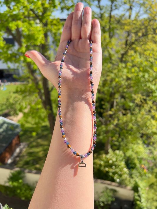Sternzeichenkette Wassermann – Amethyst, Saphir & Tigerauge