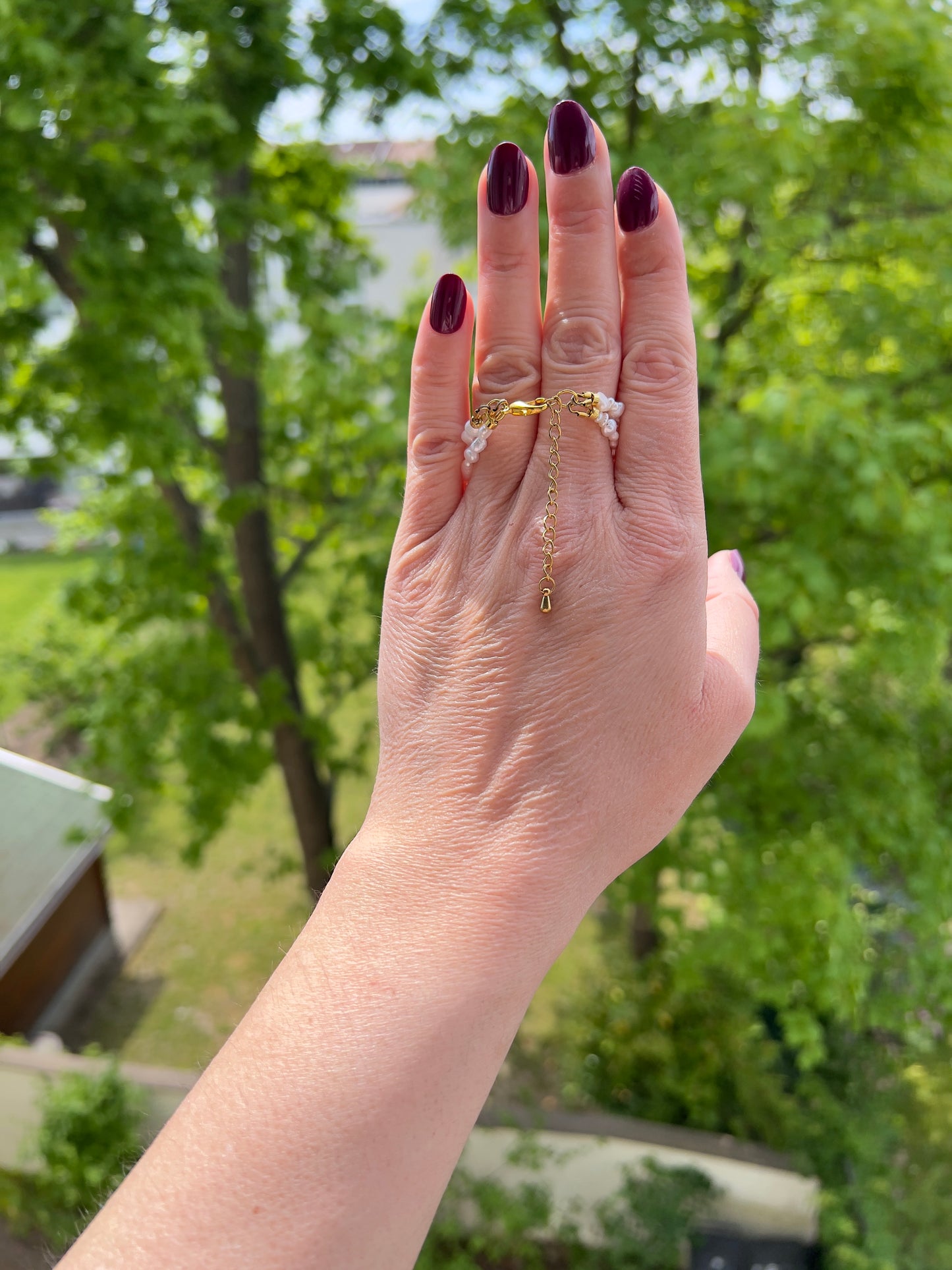 Doppelte Süßwasserperlen-Kette – 2–4 mm | filigrane Layering-Kette mit Edelstahl vergoldeter Verlängerung