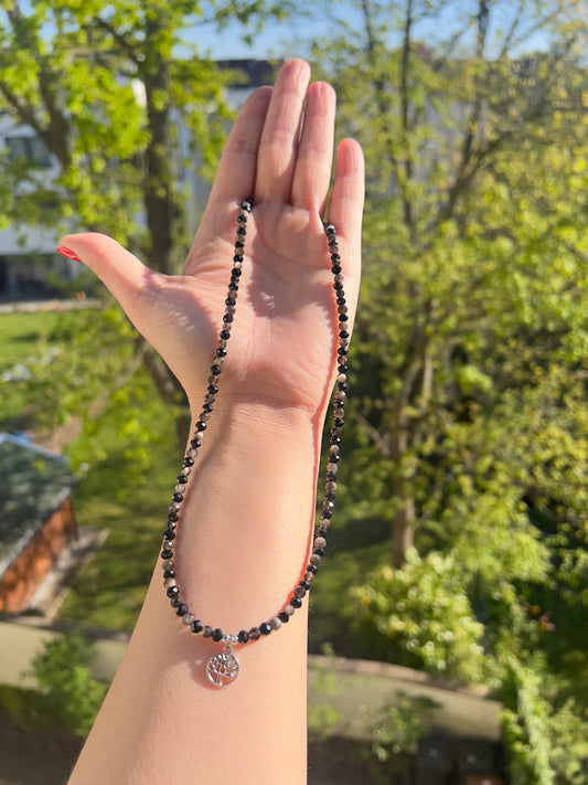 Kette „Stärke & Balance“ – Obsidian Silberflash & schwarzer Turmalin 4 mm facettiert mit Lebensbaum | ca. 48 cm Edelstahl