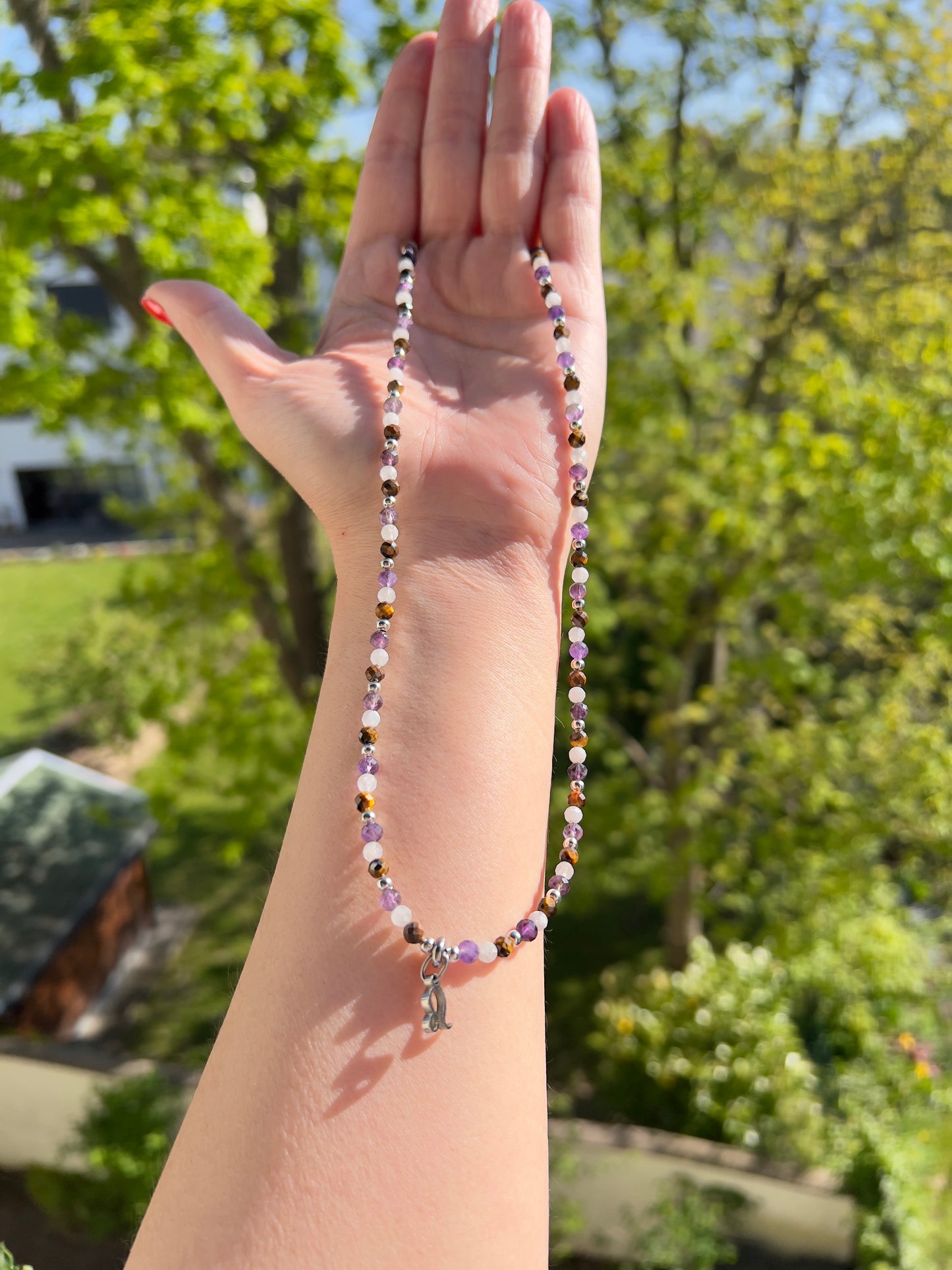 Sternzeichenkette Löwe – Amethyst, Mondstein & Tigerauge