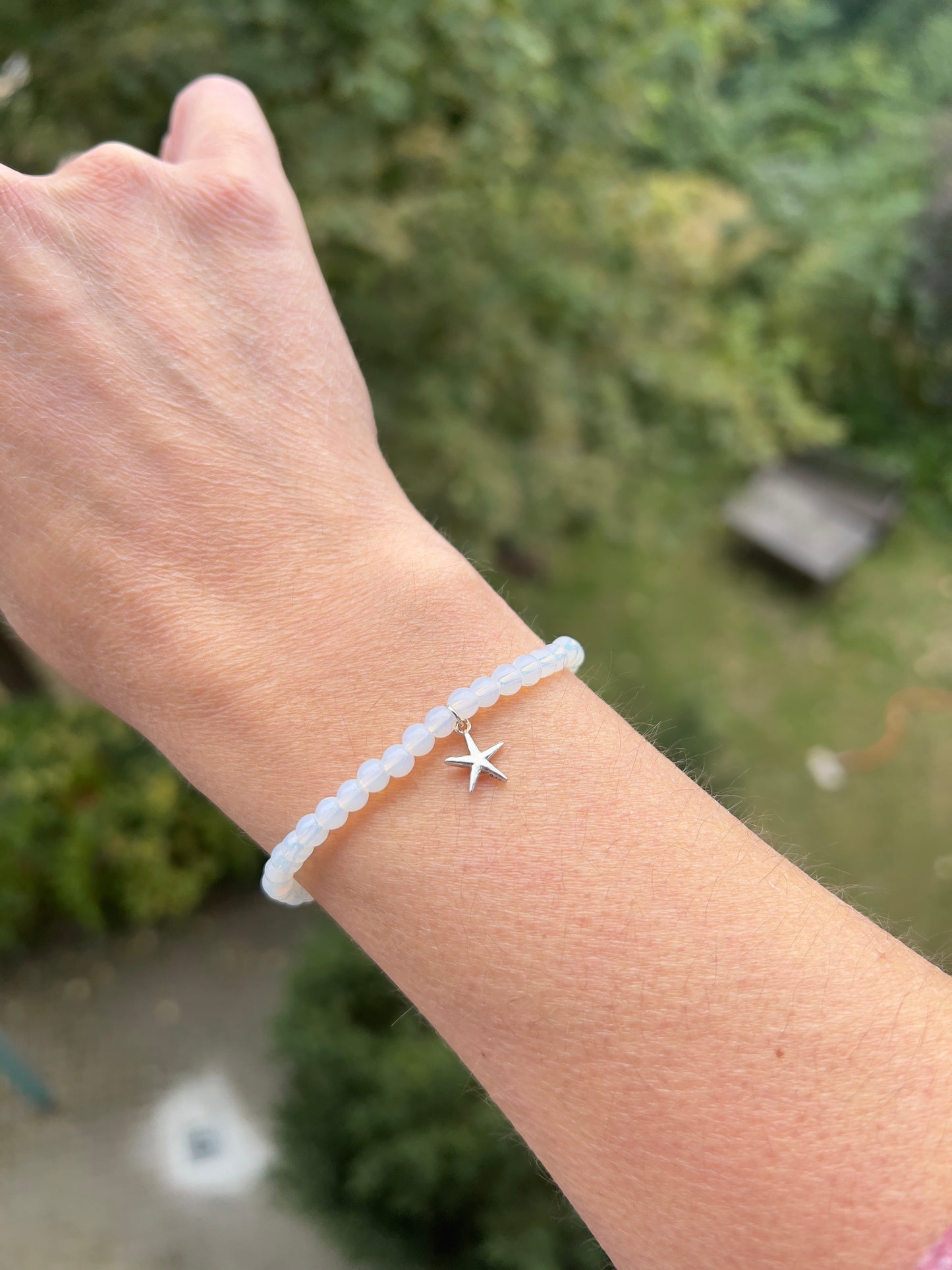 Opalit-Armband mit Seestern aus 925er Silber – Klarheit & Lebensfreude