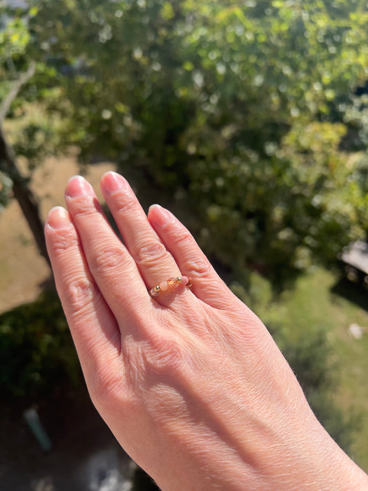 Facettierter Edelstein-Ring „Golden Glow“ – 4 mm | Citrin-in-Quarz, Mondstein beige, Sonnenmondstein, Zirkonia, Rhodonit & Golden Heeler