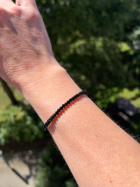 Feines Turmalin - Armband - Schutz, Klarheit & Erdung