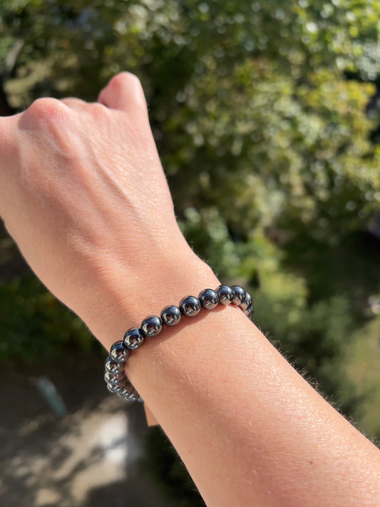 Armband Hämatit – 8 mm Natursteinperlen für Schutz, Erdung & Energiefluss