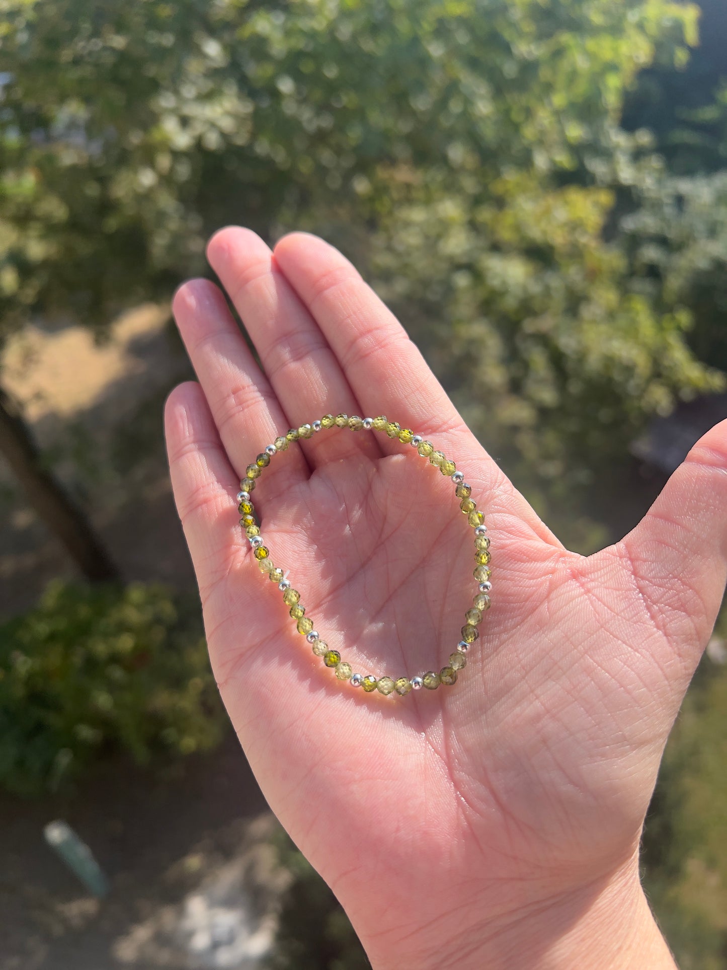 💎 ZITIUM Armband – Facettierter grüner Zirconia mit 925er Silber