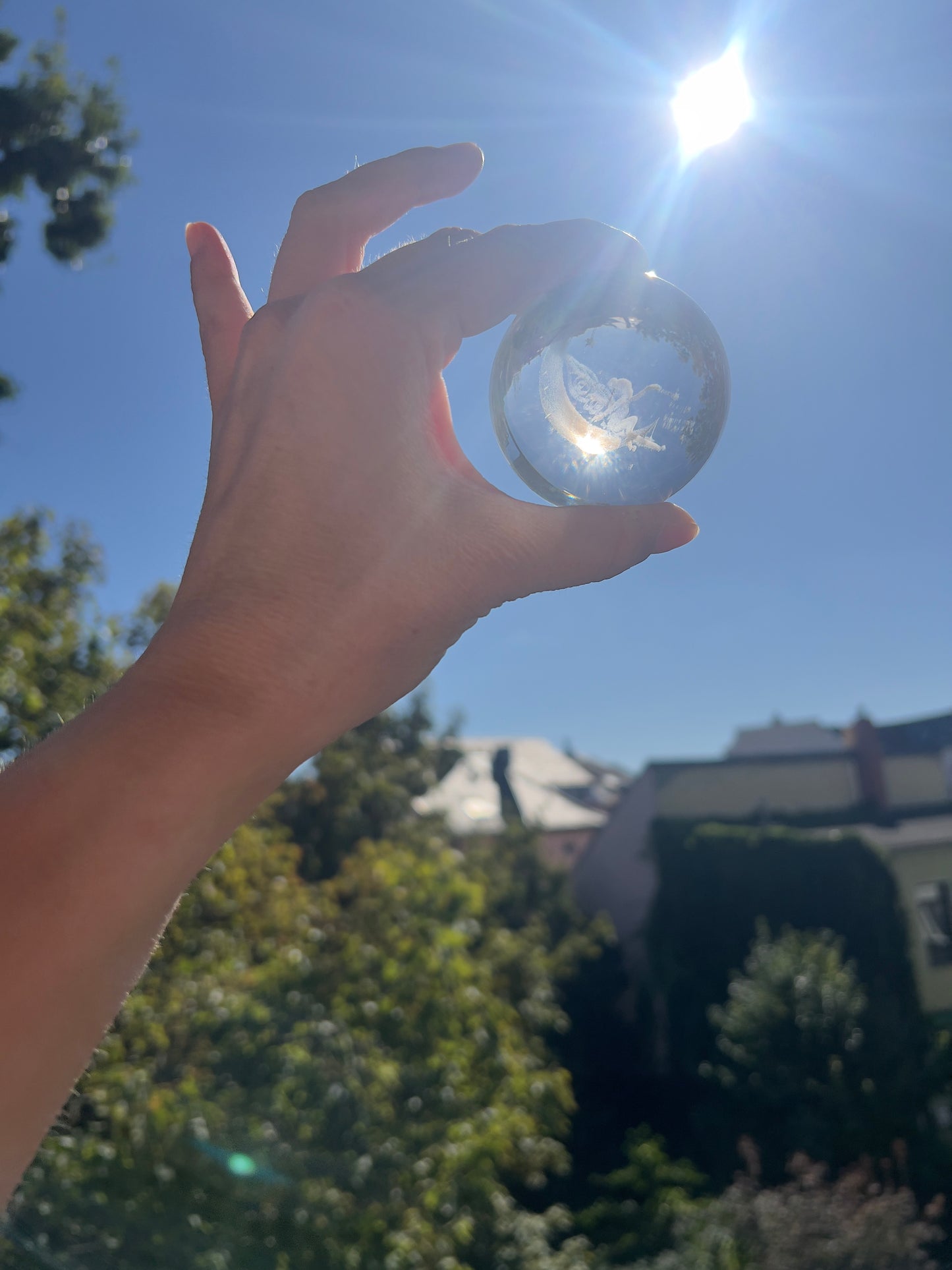 🌙✨ Kristallkugel mit 3D-Mondfee & edlem Ständer (291 g)