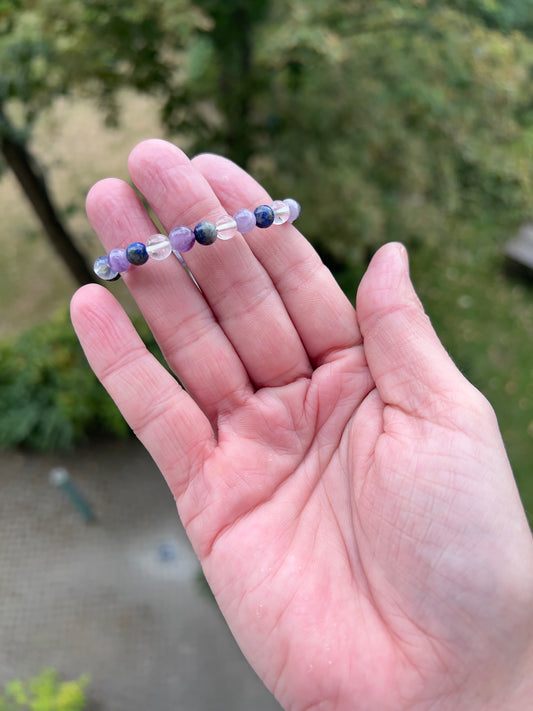 Armband „Konzentration & Fokus“ – Dream Amethyst, Lapislazuli & Crackle-Bergkristall (6 mm)