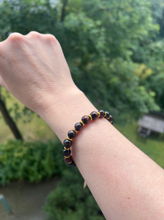 Rotes Tigerauge Armband - 8mm - Edelstahl vergoldet - ca 18cm