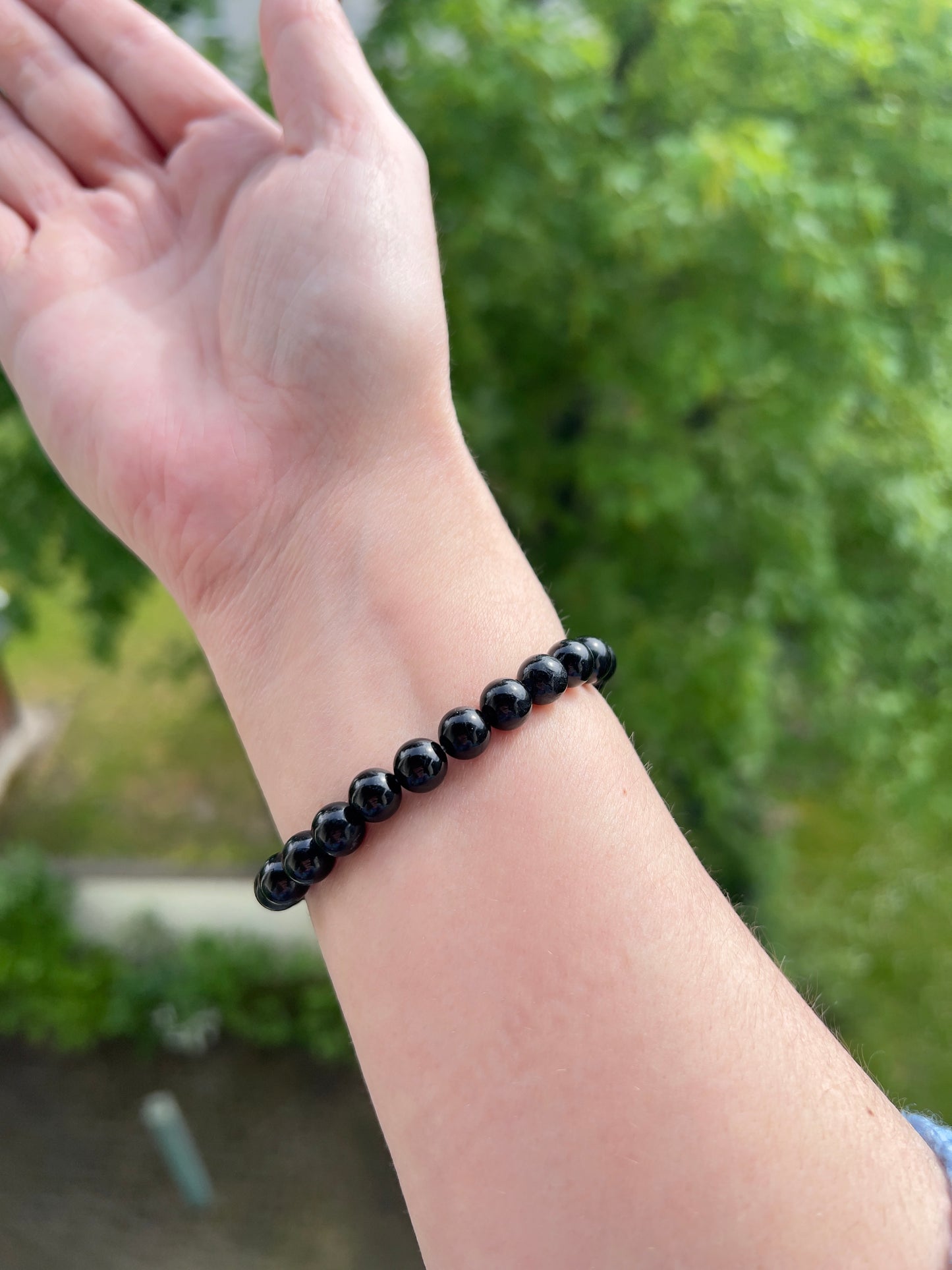 Turmalin-Armband Löwe – 8 mm | schwarzer Turmalin | Edelstahl Silber | elastisch