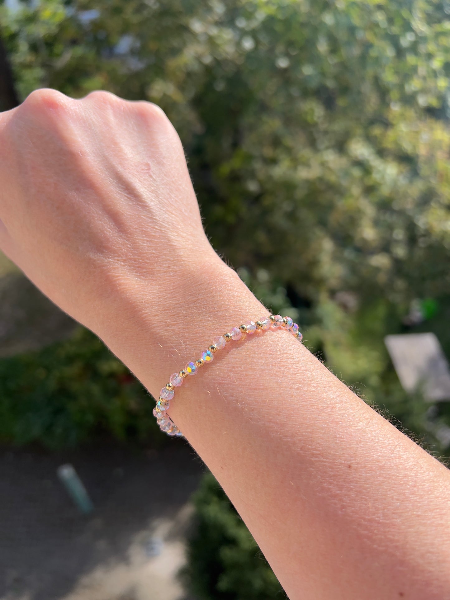 Armband aus facettiertem österreichischem Kristall in zartem Rosé – 4 mm, wahlweise pur, mit 925er Silber oder vergoldetem Edelstahl