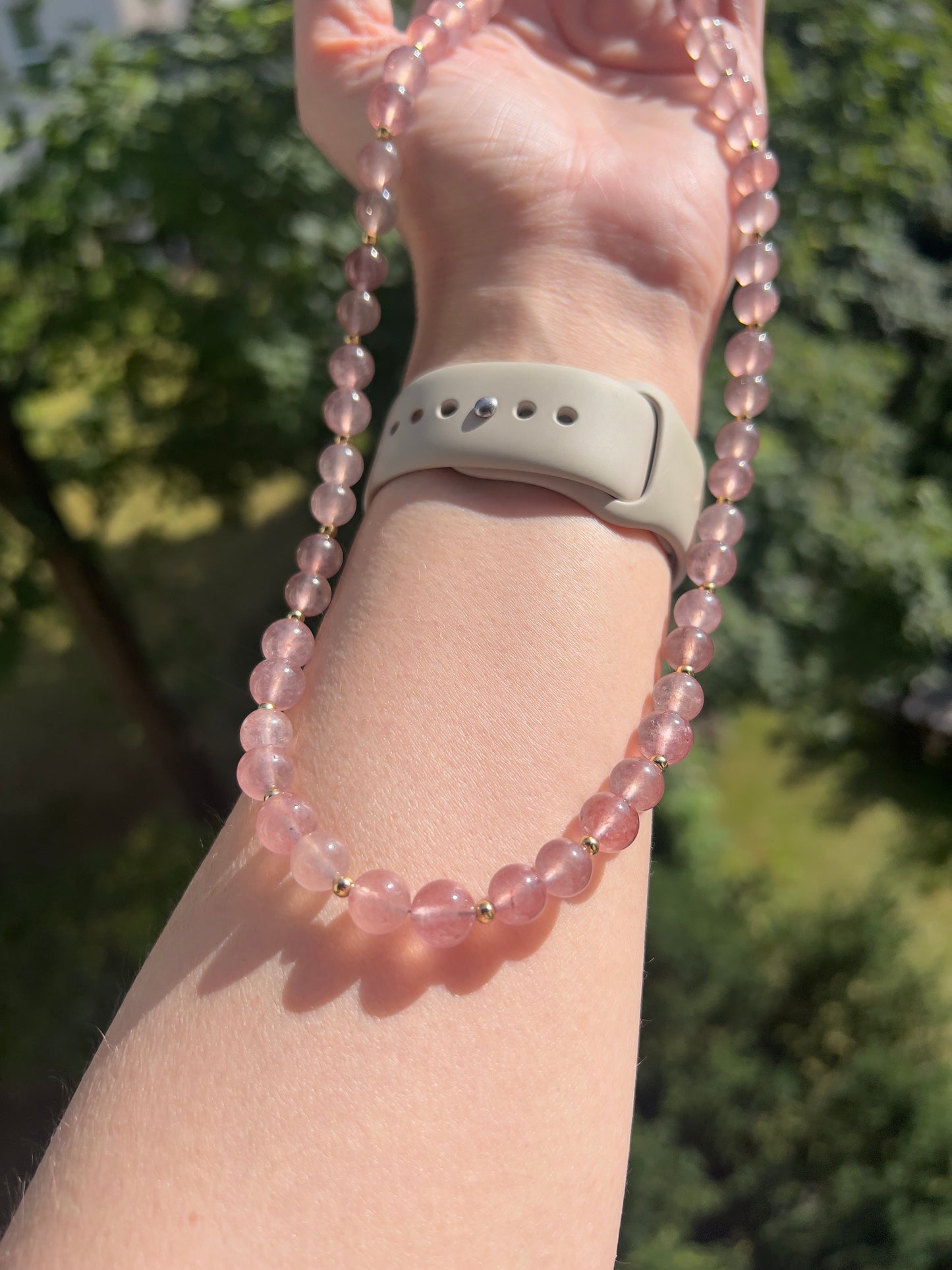 Erdbeerquarz 8mm Kette - Herzöffnung & liebevolle Energie