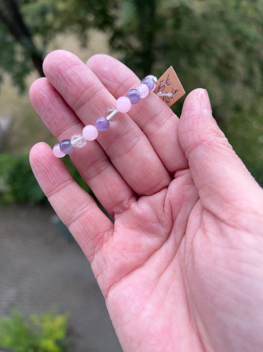Armband „Sanfte Geborgenheit“ – Rosenquarz, Dream Amethyst & Bergkristall (6 mm)