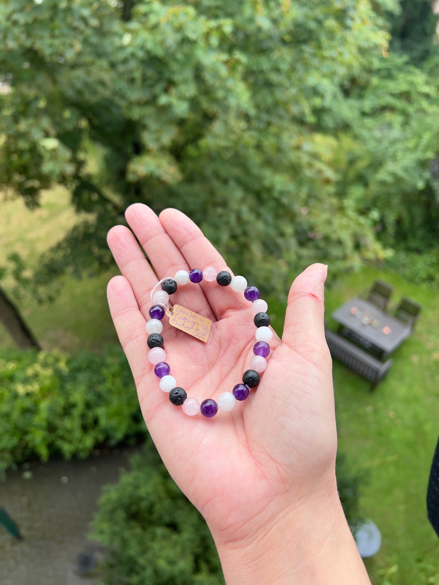 Armband Herzensfeuer - mit Lavastein, Rosenquarz, Amethyst & Mondstein ( 8mm )