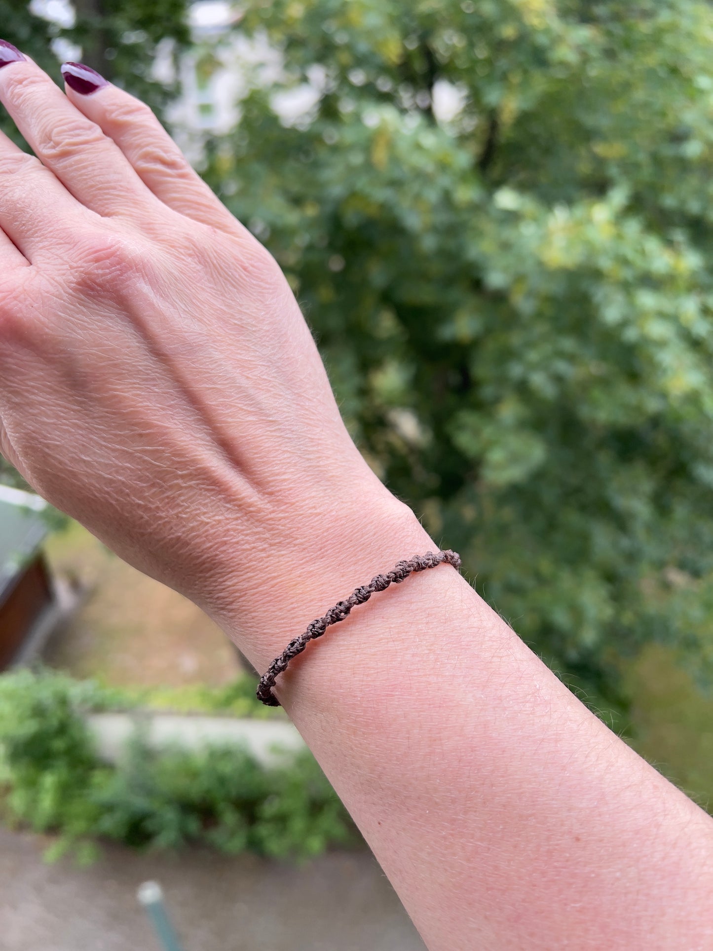 Handgeknüpftes Makramee-Armband Braun – Verstellbar | Unisex