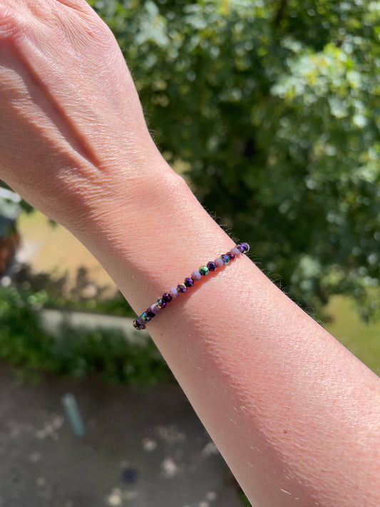 VIOLET GLOW – Kristallarmband