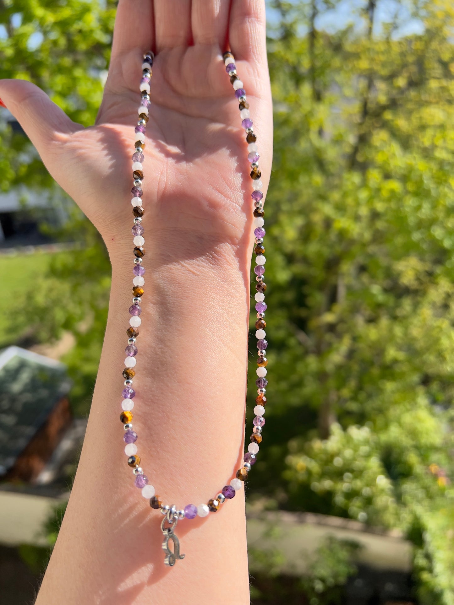 Sternzeichenkette Löwe – Amethyst, Mondstein & Tigerauge