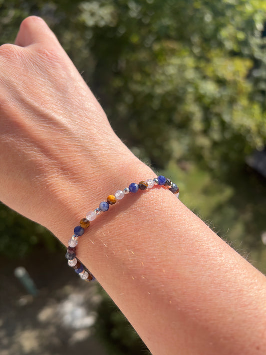 Armband Fokus & Klarheit | Sodalith · Tigerauge · Weißer Zirkonia · 925er Silber